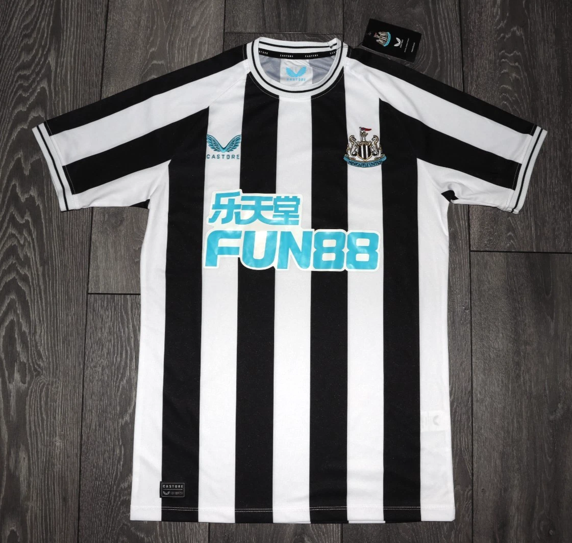 Size S Newcastle United International Club Soccer Fan Shirts for