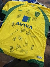 Norwich City Signed 2010/11 Shirt
