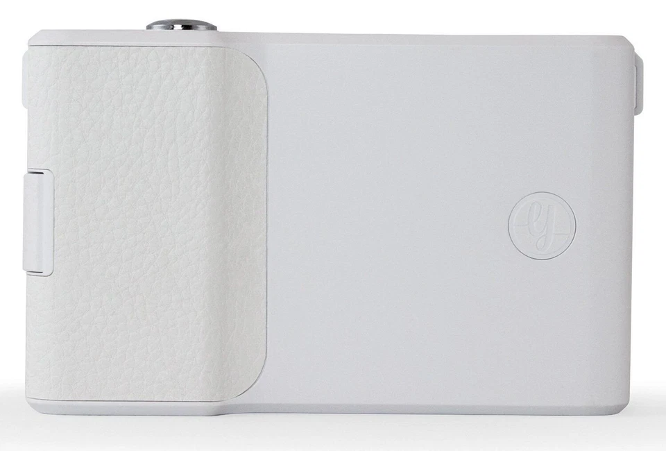 Prynt Get Instant Photo Prints with The Prynt Case for iPhone 6 / 6s/ 7 - White - Image 3 of 3