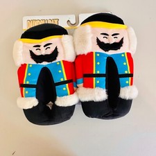 RAINBOW DAZE LADIES HOLIDAY SLIPPERS TOY SOLDIER PLUSH SLIP-ON SMALL 5/6