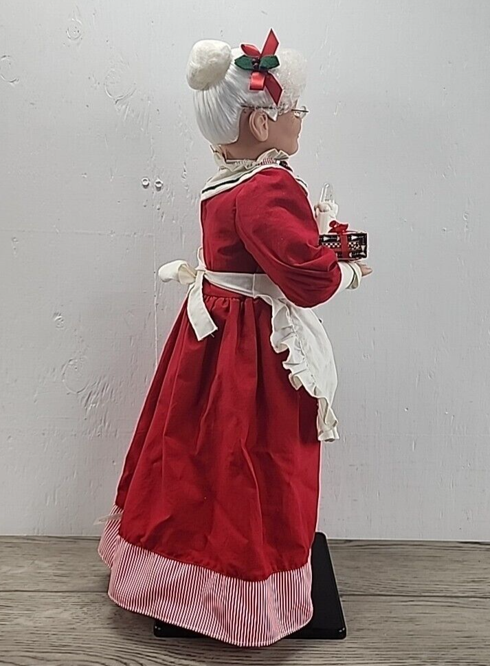 Vintage Animated Illuminated Motion Mrs Clause Figure - 24” Posable ...