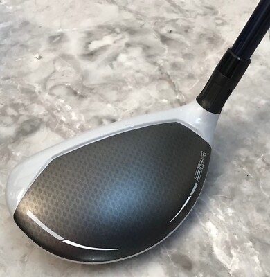 LEFT-handed TaylorMade SIM MAX Rescue 4 Hybrid 22° Ventus Blue 6-R