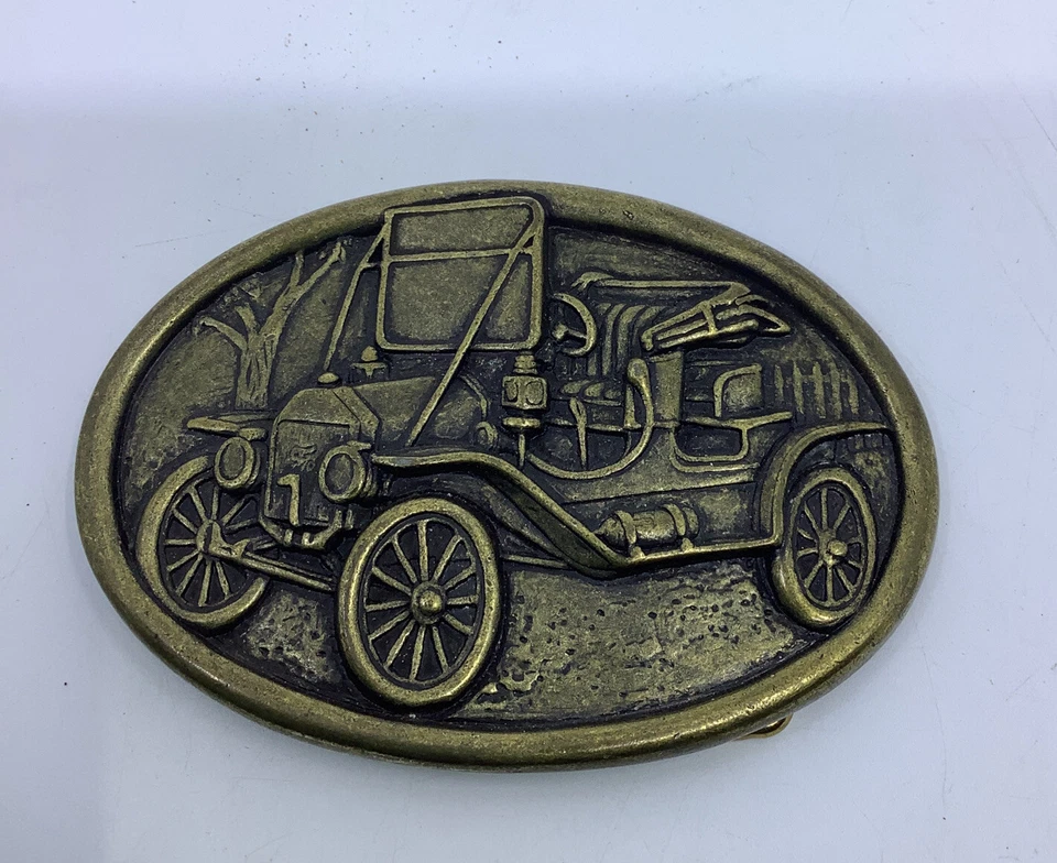 Vintage Avon Belt Buckle  Americana Ford Model T  Car Vehicle Car Driving Motor - Image 2 of 3