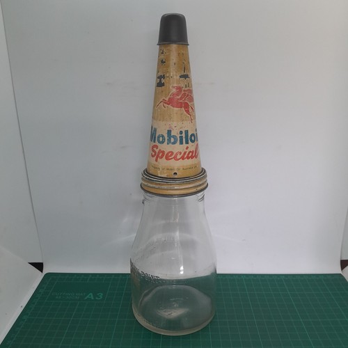 Vintage Original Mobiloil Special Vacuum 1 Imperial Pint Oil Bottle + Cap - Picture 20 of 20