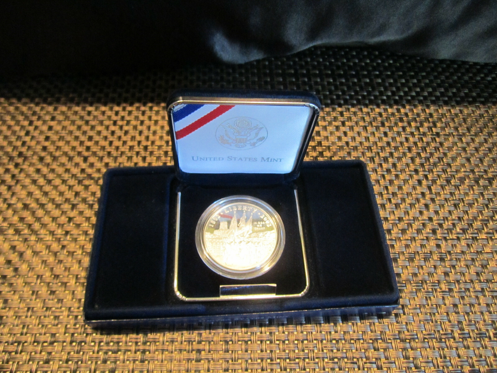 Picture 1 of 4