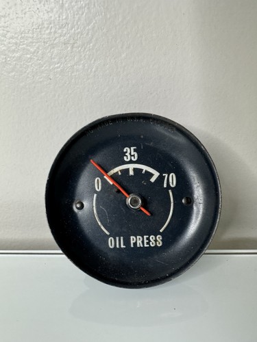 6462928 OEM 1972-1973 Chevrolet Corvette C3 70 PSI Mechanical Oil Pressure Gauge - Picture 1 of 5