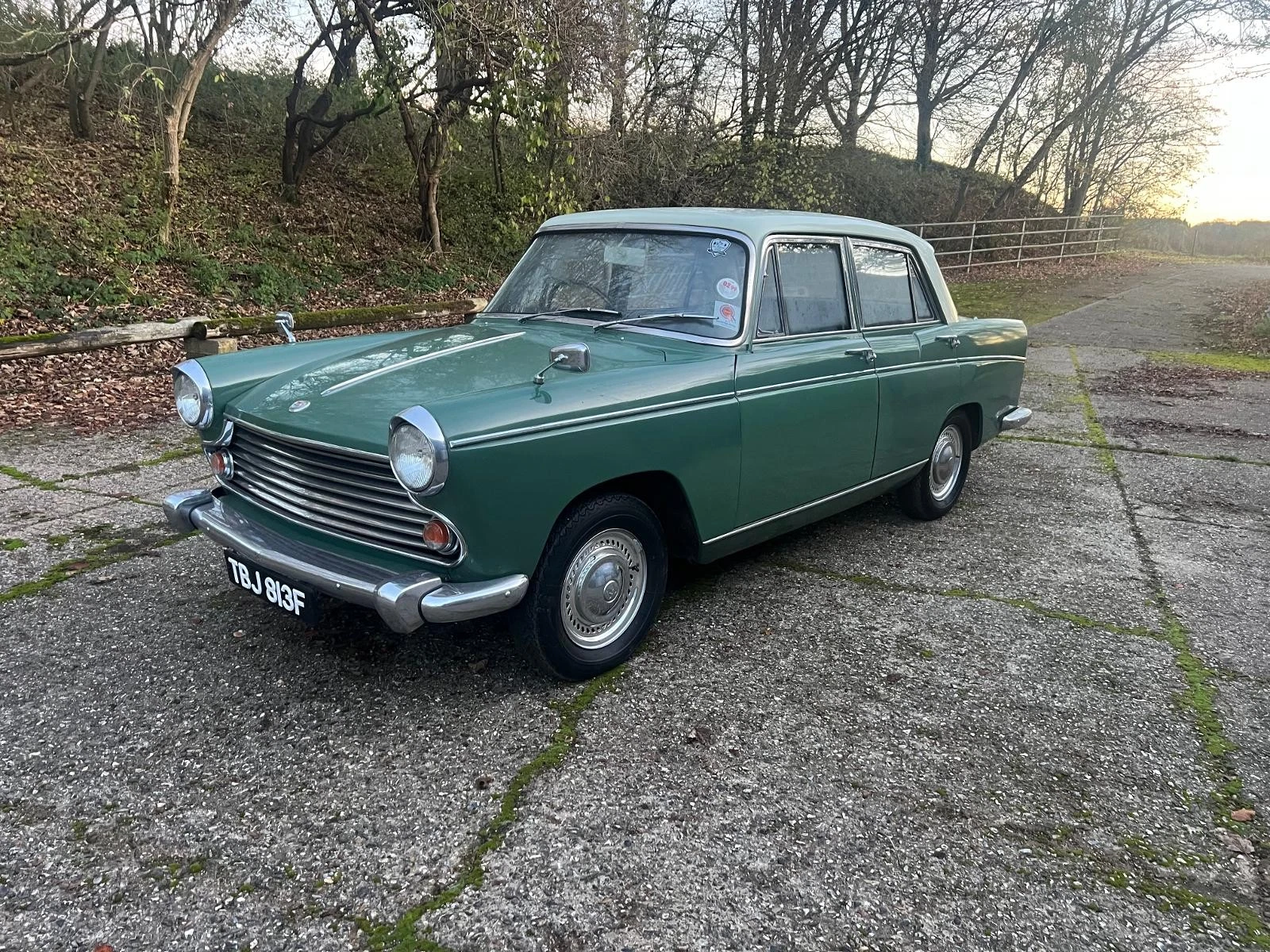 Morris Oxford MK6 1968 33k - Walk Around Video  - Picture 2 of 15