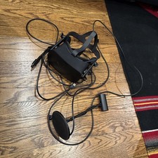 Meta Oculus Rift CV1 VR Virtual Reality Headset System - Black