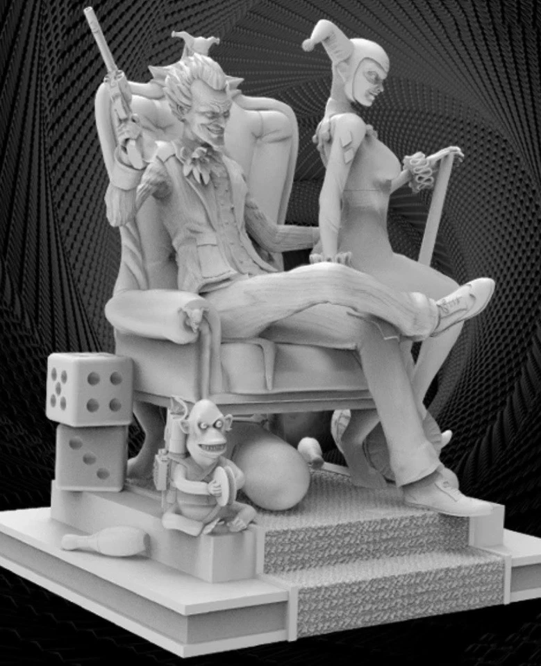7 inch tall Unpainted Harley Quinn and Joker Arkham Statue for collectors  - Image 3 of 4