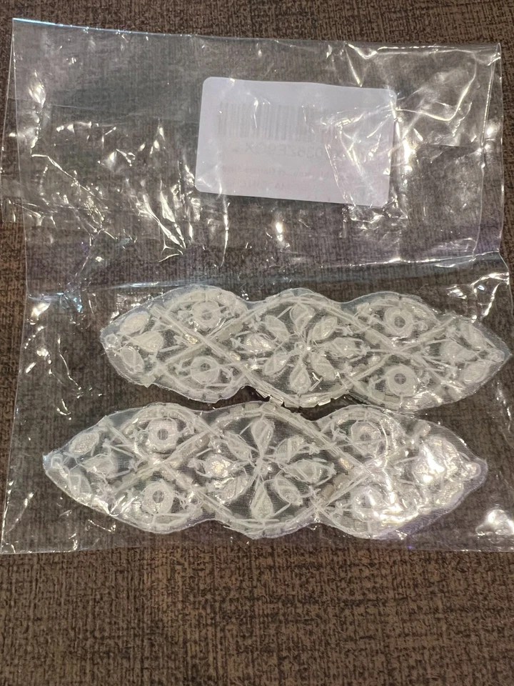 Apliques de diamantes de imitación 2 piezas parche plateado hierro para vestido de novia o velo Foto 2 de 3