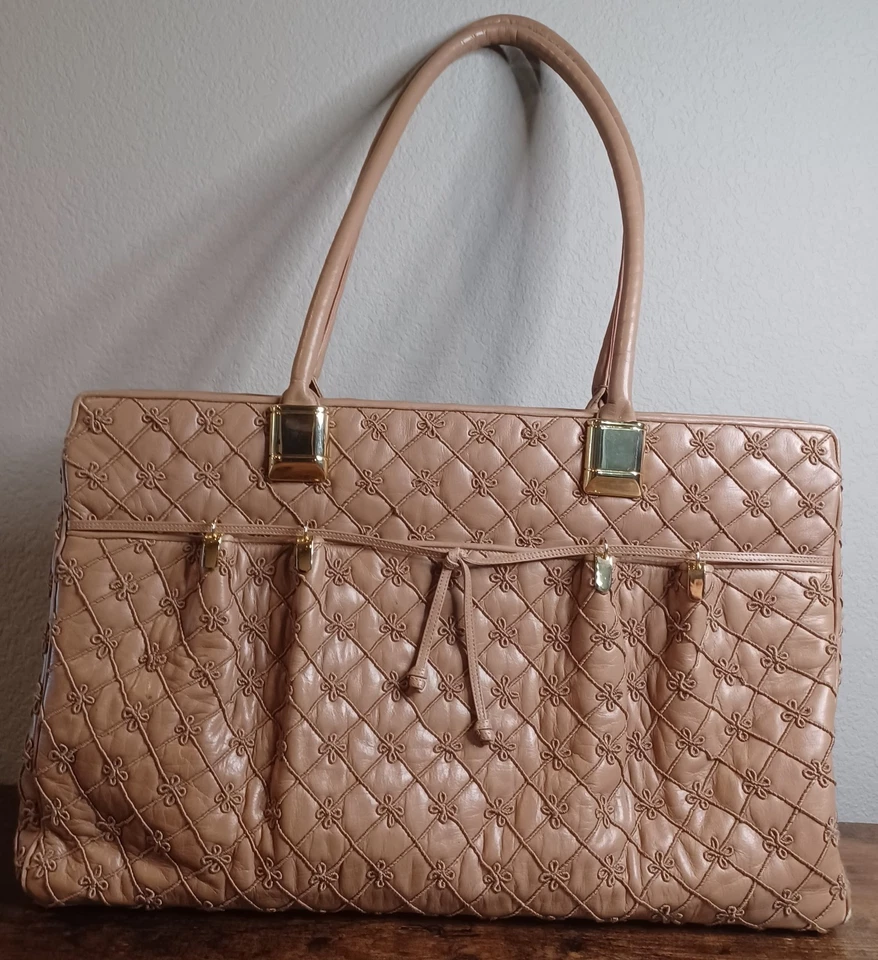 Bolso/maletín marrón grande Judith Leiber vintage pre-amado  Foto 2 de 4