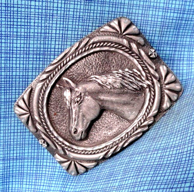 Western Horse Scroll Belt Buckle Cowboy Cowgirl Diamond Cut Vtg 90s Ege  .QRT755
