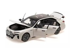 Minichamps Minichamps 1 18 BMW i7 M70 (G70) 2024 White Metallic With Mechanism 1