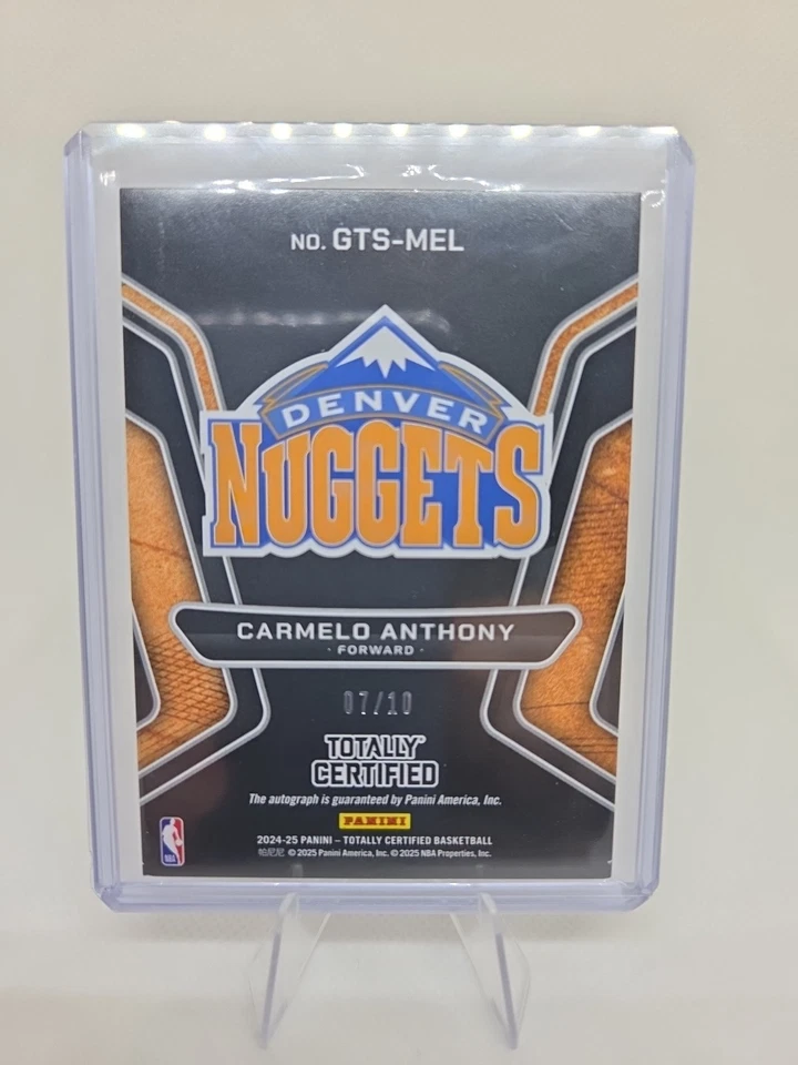 2024-25 Totalmente Certificado Oro Equipo Carmelo Anthony Oro Automático 7/10 RARO SSP Pepitas Foto 2 de 2