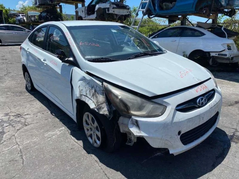 Tapa maletero bisagra conductor lado izquierdo 2012 13 14 15 16 17 Hyundai Accent Foto 2 de 4