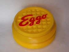EGGO Expand-O Expandable Waffle Freezer Storage Container Kellogg 2010