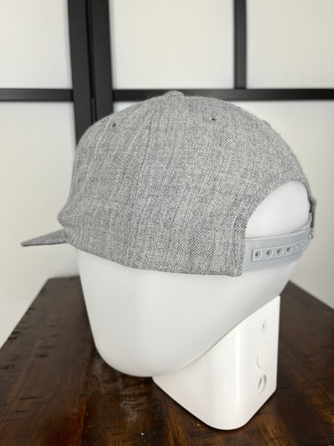 RVCA Hat Cap Snap Back Youth Boys One Size Gray Red Embroidered Skate Wool Blend - Picture 5 of 12