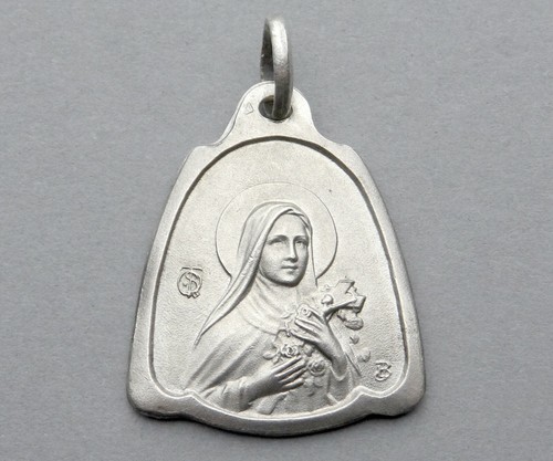 Saint Therese of Lisieux. Antique Religious Pendant. French Medal. France. - 第 1/3 張圖片