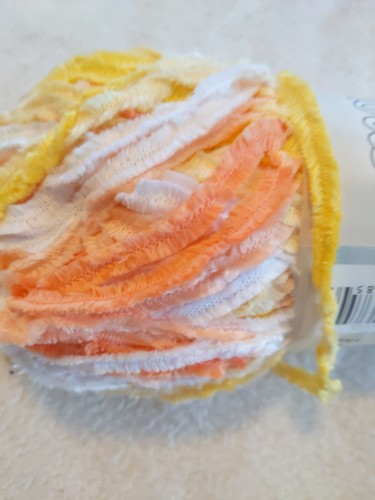 Cascade PLUSCIOUS Yarn RAINBOW Orange Yellow White, 3.5 oz. - Picture 3 of 5