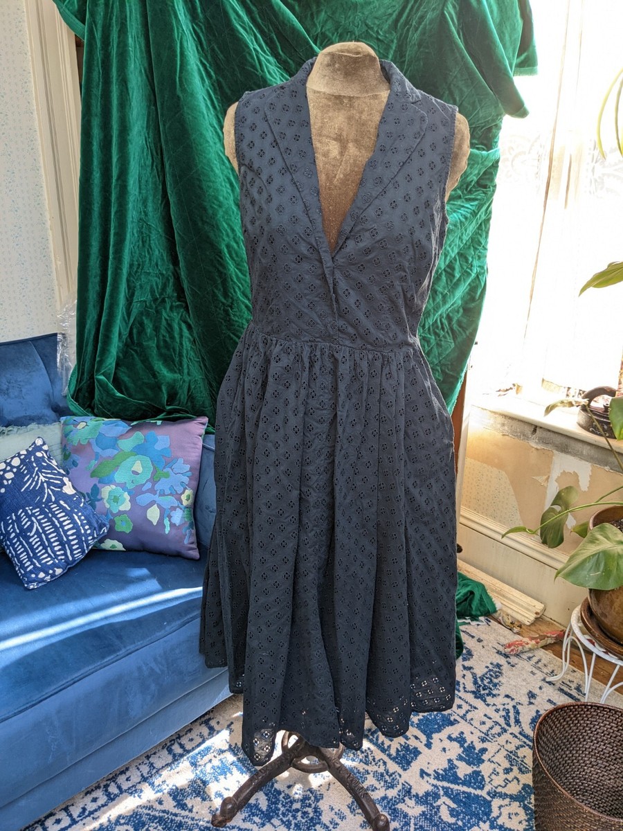 Liz Claiborne black cotton eyelet lace dress size 4