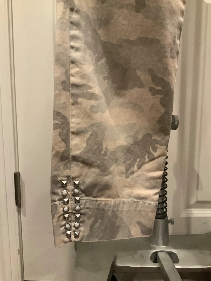 Pantalones con tachuelas Mason’s Forte Dei Marmi Jaqueline Curvie color tostado camuflaje, talla 42 (Italia) Foto 3 de 4