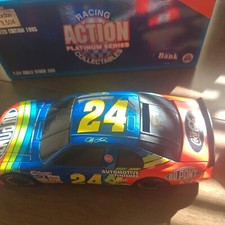 Nice 1995 Action Racing Jeff Gordon 24 Dupont 1/24 Scale Bank. NIB
