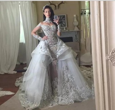 detachable train skirt