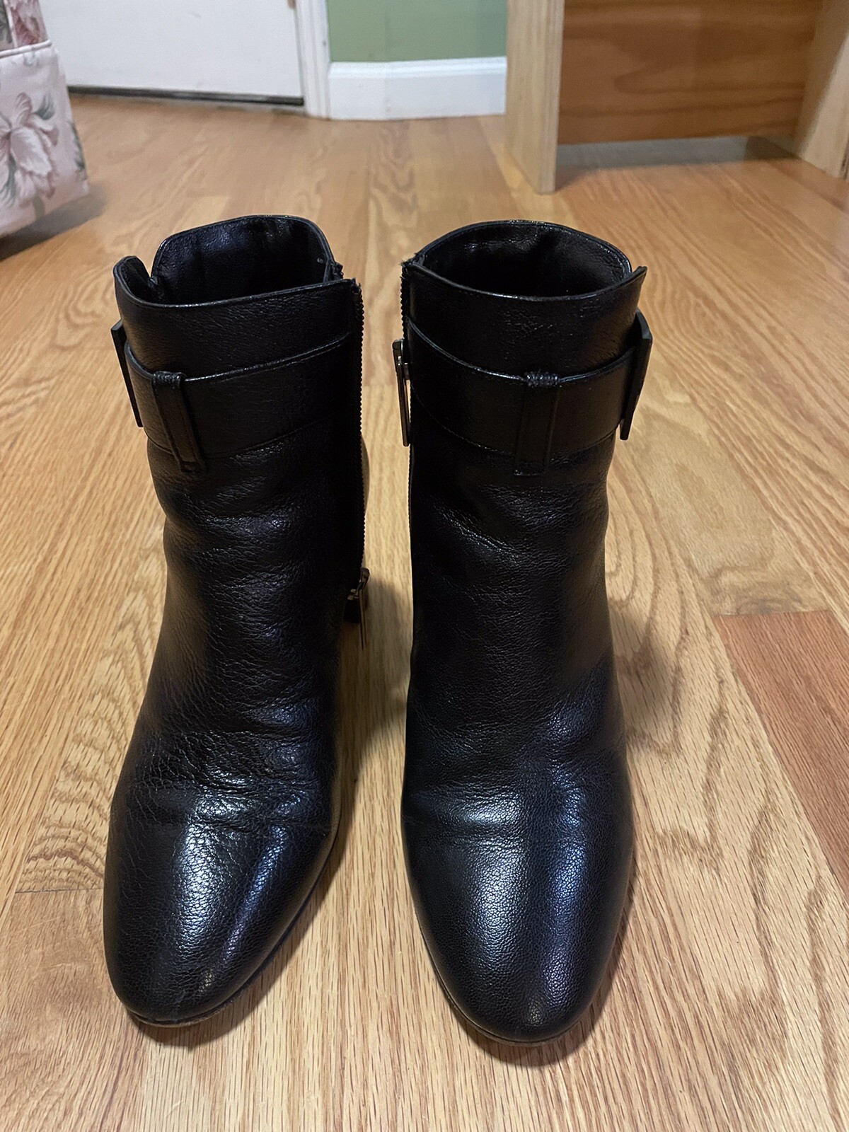 Picture 2 of 4