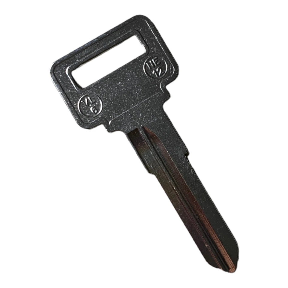 Volvo 145 1977 automotriz X80 VL6 NE35 NE12 NN50 NN50 llave en blanco Foto 2 de 4