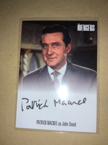THE AVENGERS COMPLETE COLLECTION series 3 PATRICK MacNEE AUTOGRAPH CARD AVPM - Afbeelding 1 van 2