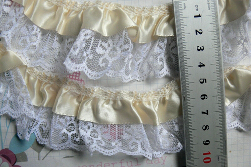 CREAM FRILL Double Layer Satin 20mm & under Lace 50mm 6 Met Long 50mm Wide, LL10 - Picture 2 of 3