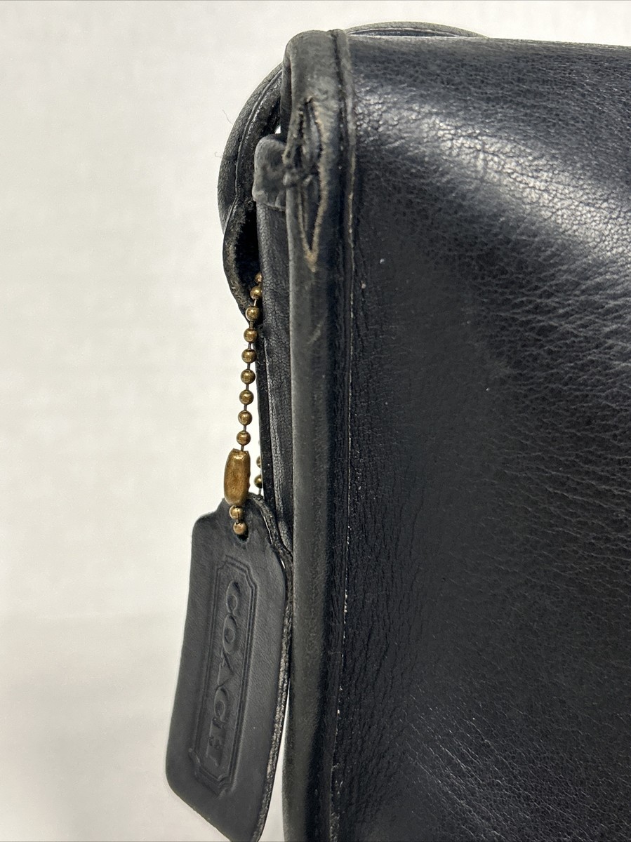 Vintage 90's COACH Turnlock Pouch In Brass Black 3010Leather