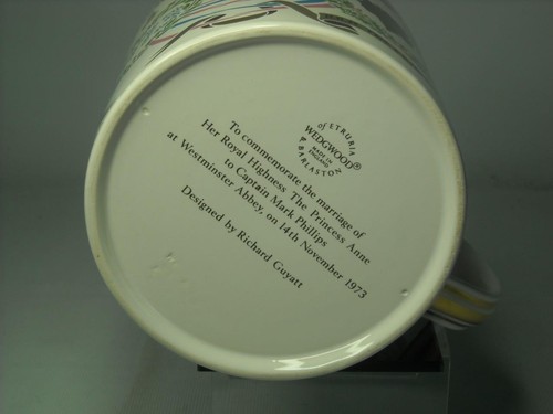Wedgwood PRINCESS ANNE MARK PHILIPS 1973 Wedding Mug Tankard Richard Guyatt - Picture 5 of 5