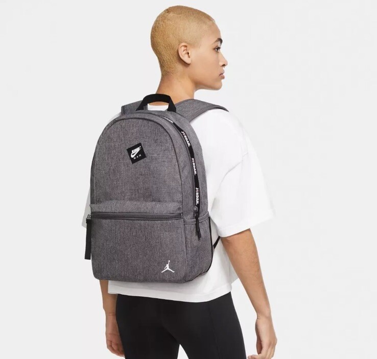 Рюкзак для ноутбука Nike Air Jordan Jumpman Classic 13 Серый/черный 9A0505-GEH