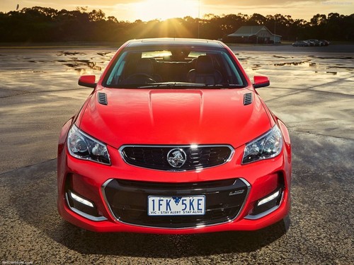 Holden VF Front Top Upper Grille Series 2 SV6 SS SSV Commodore 2015-2017 - Picture 5 of 5