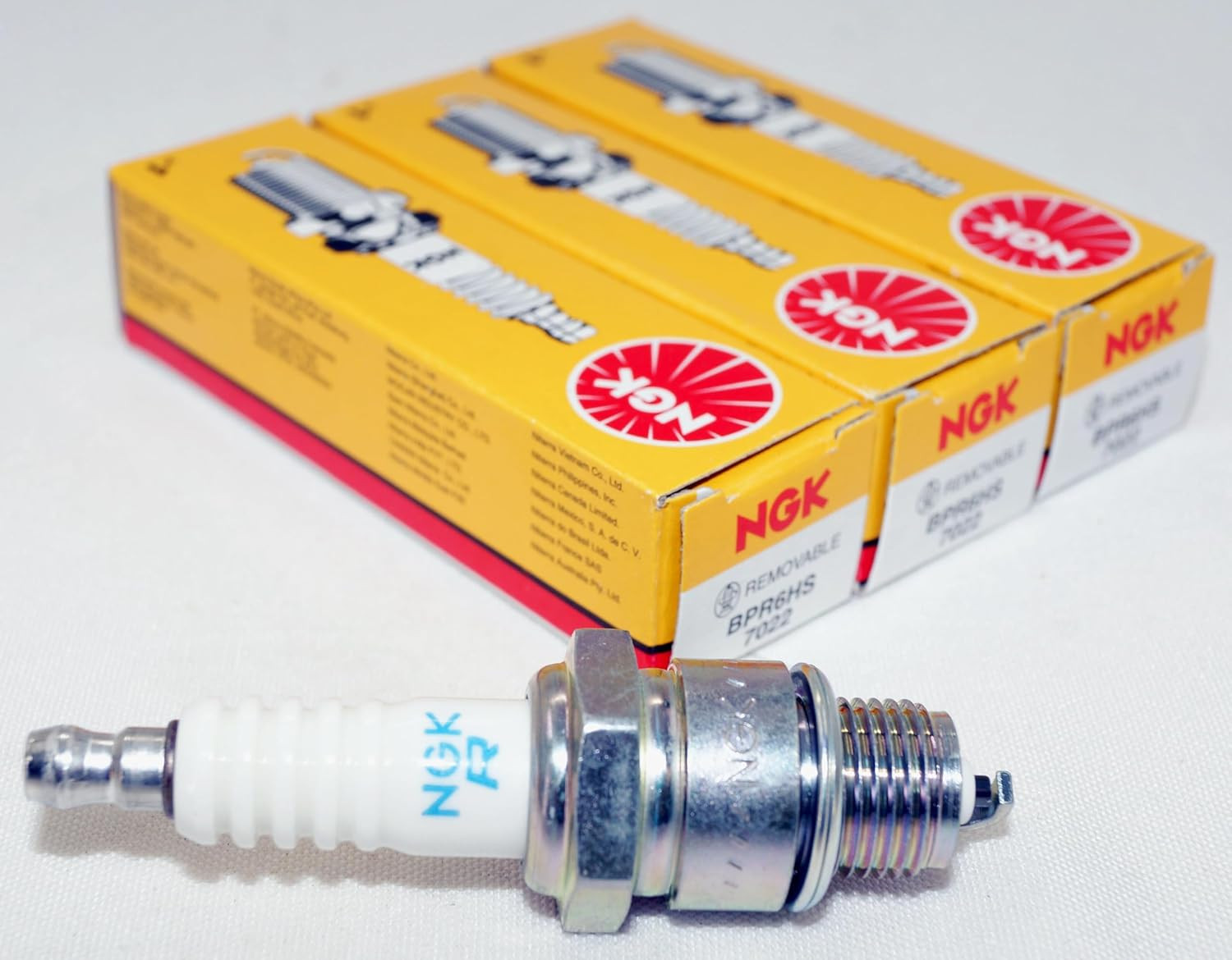 Spark Plug, BPR6HS 3 Pieces