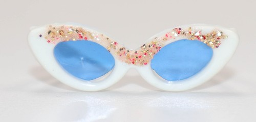 Vintage Barbie PAK White Cat Eye Sunglasses W/Gold Glitter 1960s Mattel