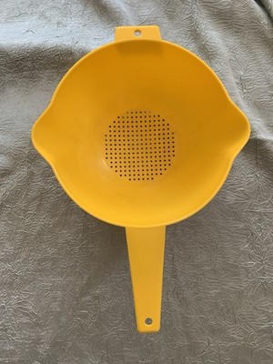 VINTAGE TUPPERWARE yellow strainer / colander    