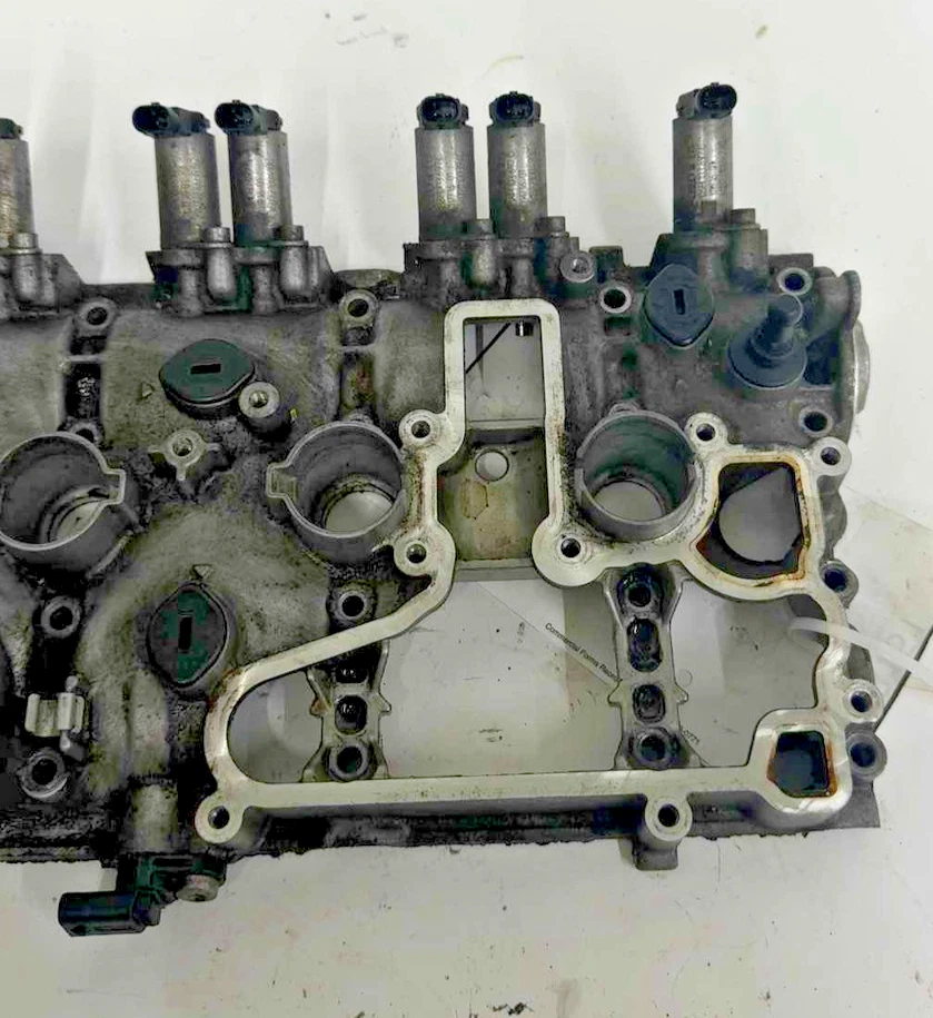 Cubierta de válvula Audi Q5 2009-15 2,0 L 06H103475H Foto 3 de 4