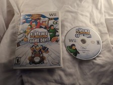 Club Penguin Game Day Wii Authentic Tested Works No Manual 