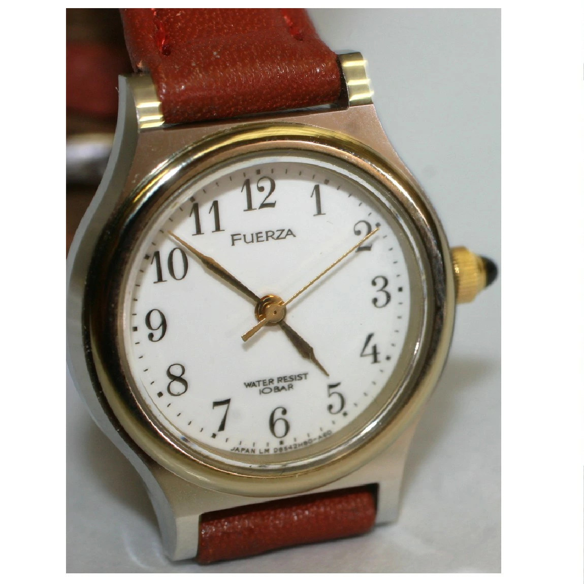 Used  Fully Functional  Condition ORIENT Women s … - image 1