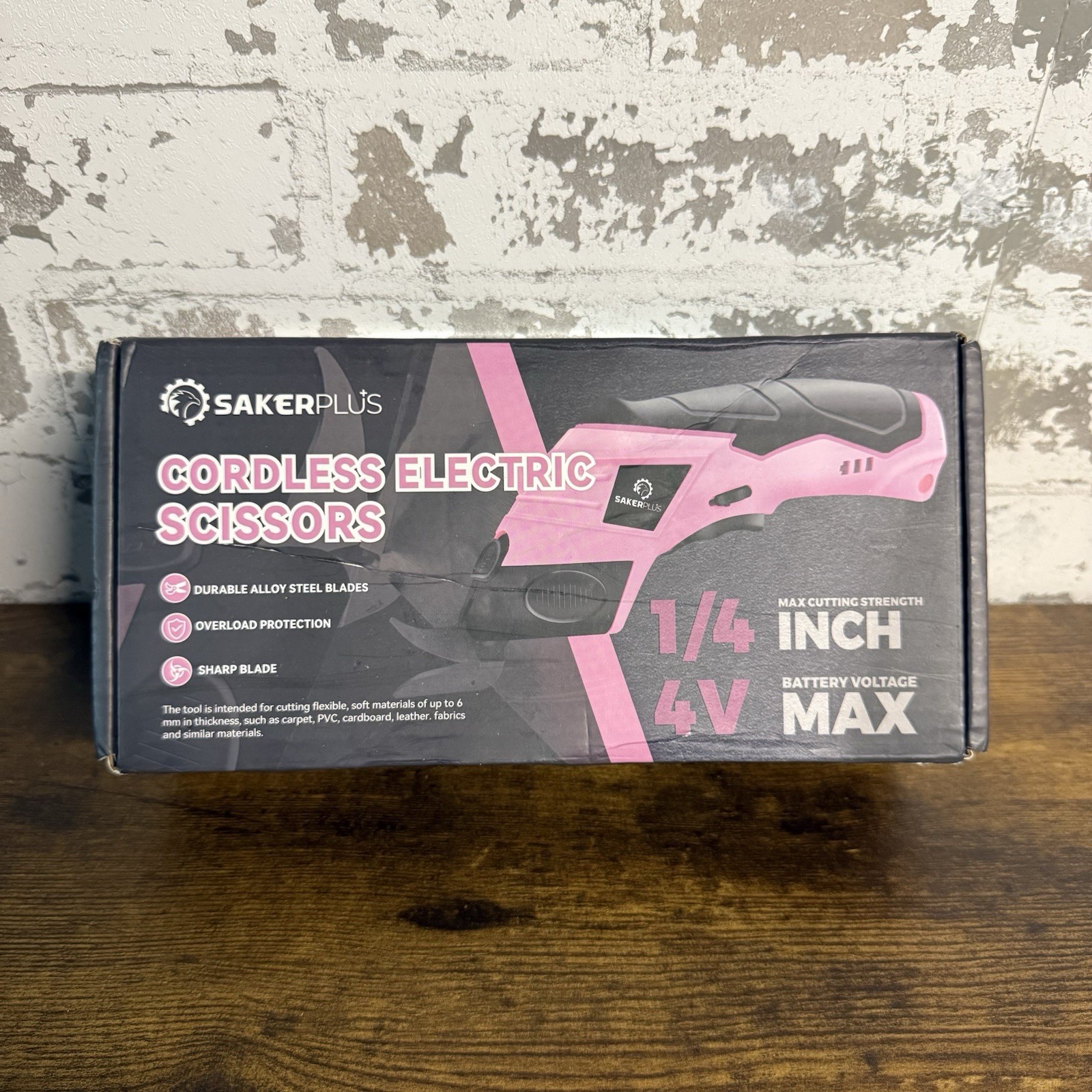 NEW - SAKER PLUS - Cordless Electric Scissors - 1/4 Inch - 4V - Blue