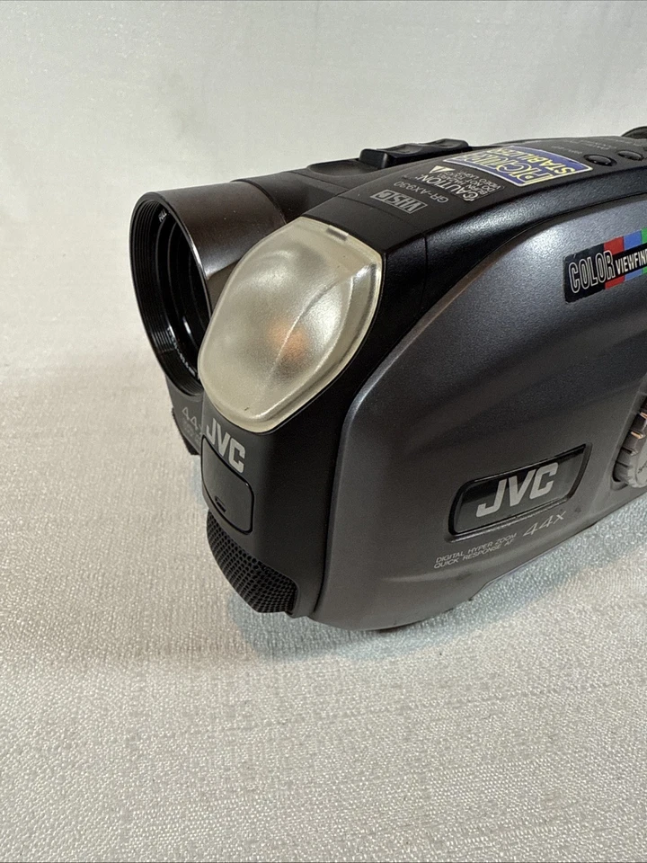 JVC GR-AX930U Videomovie Compact VHS-C Camcorder Video Camera Tested Works - Image 4 of 4