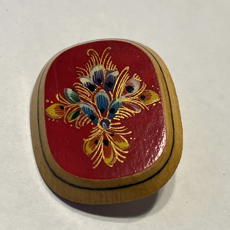 Vintage painted wood flower brooch pin Boho Folk Art - Image 2 of 3