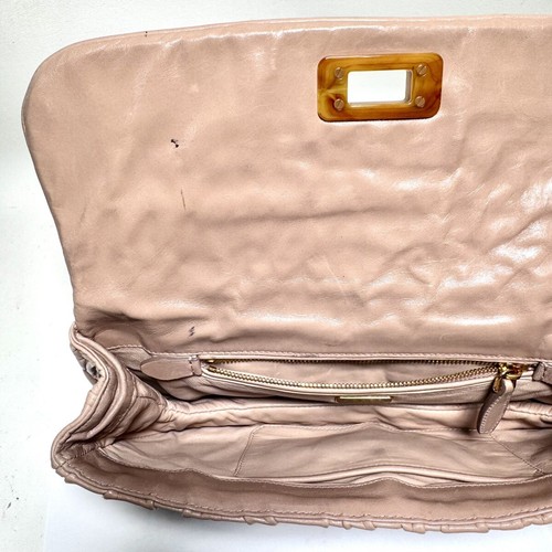 Pochette pochette vintage Prada Nappa Gaufre con ruche da polso! (WMP012168) - Foto 6 di 12