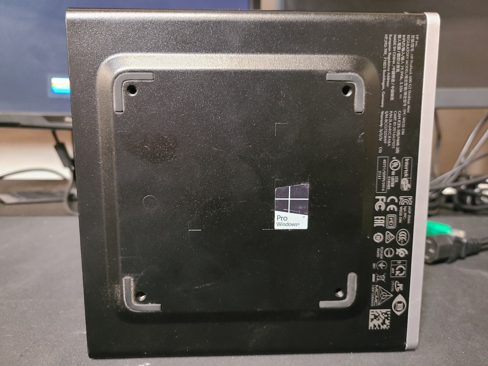 HP ProDesk 600 G3 Mini PC i5-7500T 2.70GHz 8GB RAM 256GB SSD W10 Pro - NO PSU/AC - Picture 4 of 5