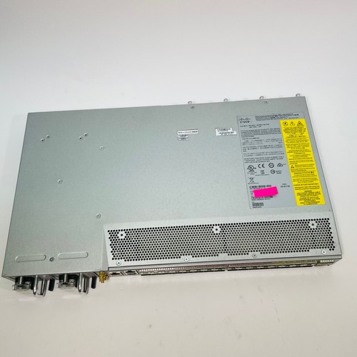 New Cisco N540-24Z8Q2C-M Router w/ DC Power N540-PWR400 x2 - 第 1/9 張圖片