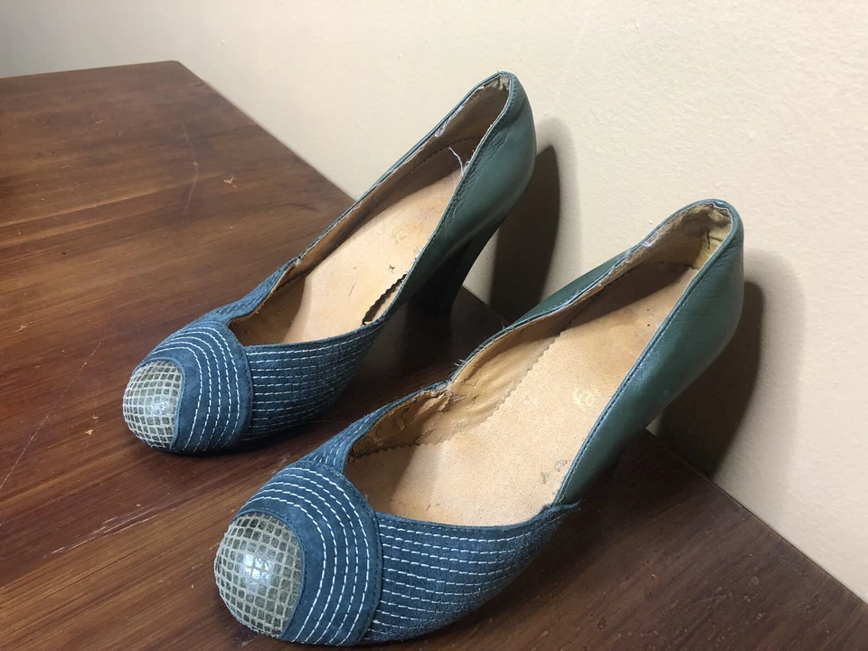 Farlyrobin Women's Size 7 Pumps Leather Suede  Round Toe Printed green Cone Heel - Image 4 of 4