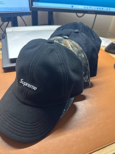 Supreme windstopper, Stussy camo, Nike hats