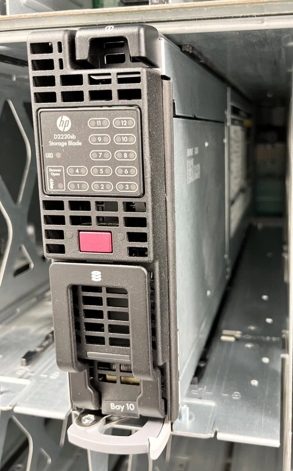HPE D2220sb 3.6TB 6G SAS Storage Blade QW918A - Image 2 of 4
